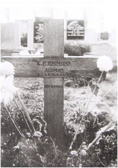 Gravemarker - Sgt. - Kenneth Edward Emmons - Akkrum Cemetery