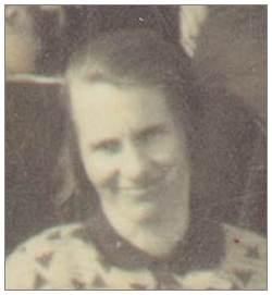 Antje van Benthem née de Nekker - photo early 30's - at Isle of Schokland