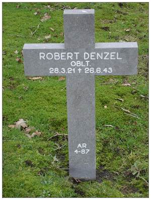 Grave marker - Oberleutnant Robert Denzel - by Fred - 27 May 2012