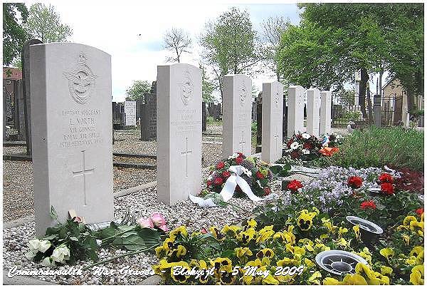 Commonwealth War Graves - Blokzijl - 5 May 2009