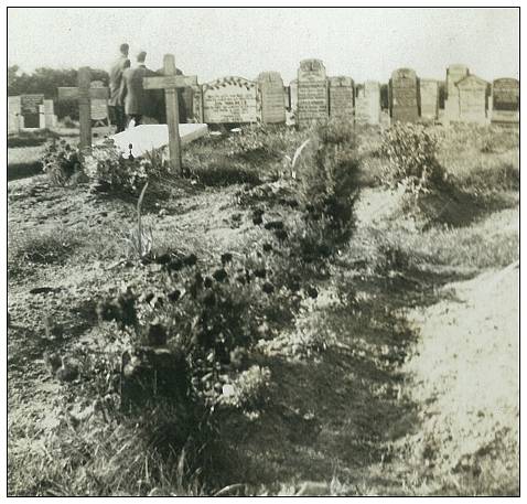Cemetery Stad-vollenhove 1945 - Grave 608 - Thompson
