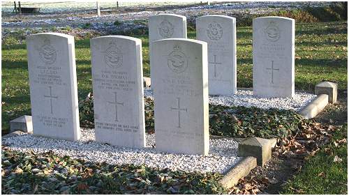 Grafhorst - 6 Commonwealth War Graves