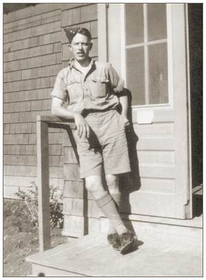 Sgt. Harold Hemmings - RAFVR - in sunny gear