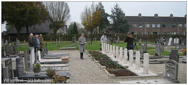Cemetery Vollenhove - 11 Nov 2011