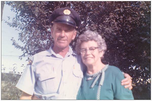 James 'Jim' Norville Kirk (postman) with his mother Aleta