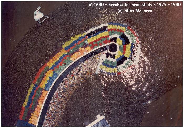M 1680 - Dos Bocas - Breakwater head study