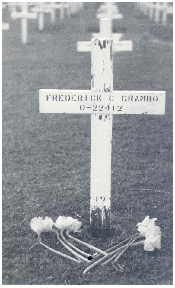 Frederick Charles Grambo - Cemetery-Margraten - BBB-1-19
Text on backside photo:
From Antoinette Kreujers, Hoogeweg 19A, Voerendaal (L) Holland
(thru Ruth Fierstine, Chapelle)