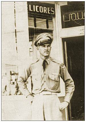 2nd Lt. Robert Lee Garrett - Old Mexico, July 1943