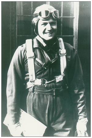 17063566 - O-730694 - Captain Terrence MacFarlane Williams - in flying clothes