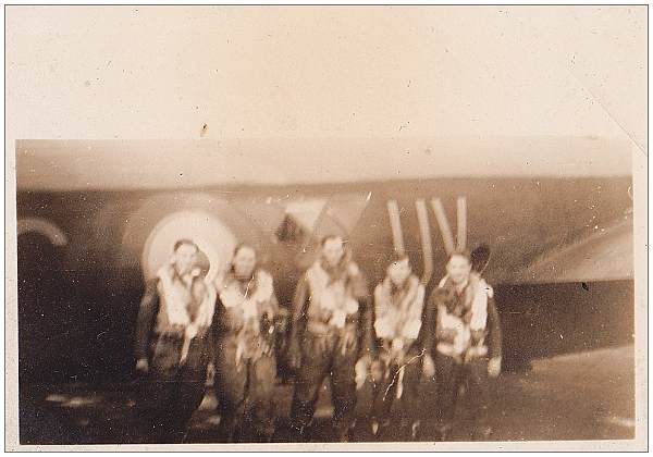 25 Jun 1942 - 09:30PM - Z1335 UV-V - crew P/O. Frederick James Breen - in front of 'Charlie'